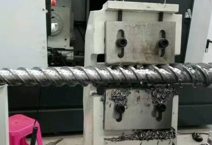 Горизонтальная ЧПУ-фрезерная установка LXCK350*3000 Горизонтальная ЧПУ-фрезерная установка LXCK350*3000